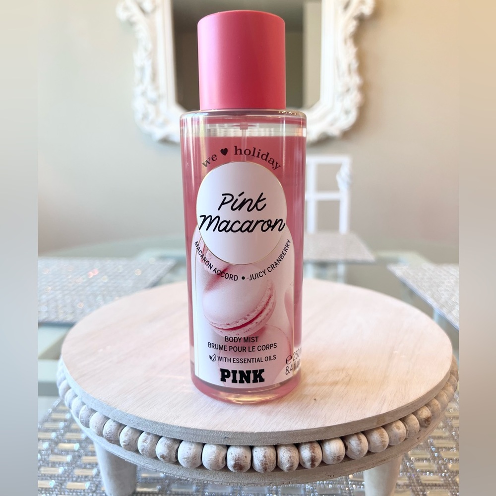 💗 VICTORIA’S SECRET Pink Macaron Body Mist Spray 8.4 oz NEW - Picture 2 of 2